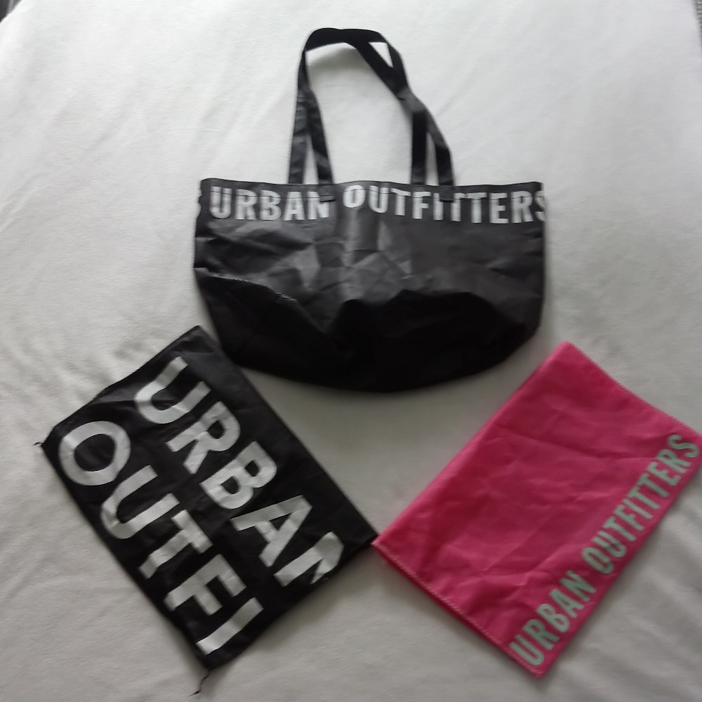 Lot of 3 Urban Outfitters Reusable Bags